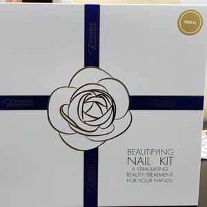 Premier Beautifying Nail Kit